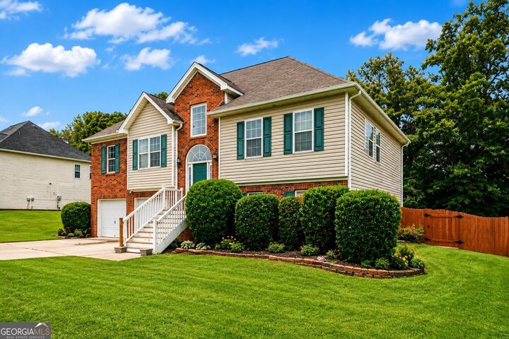 Property Photo:  247 Trailwood Gap  GA 30134 