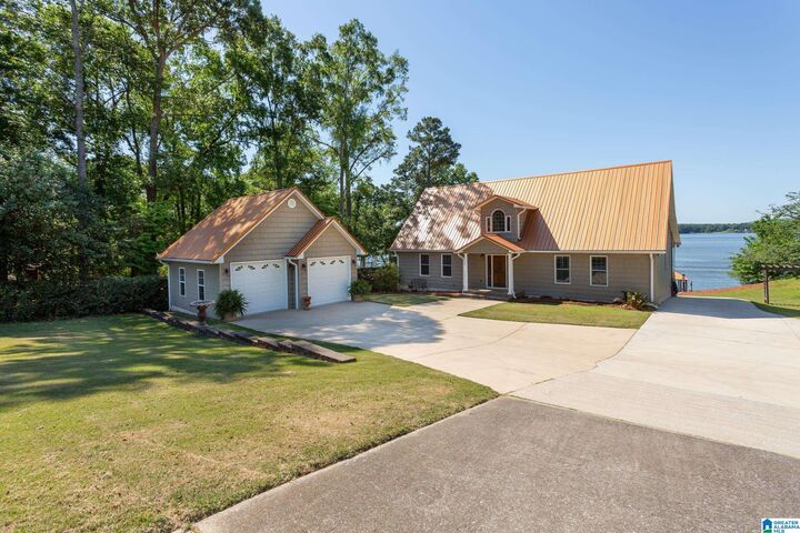 Property Photo:  190 Albert Road  AL 36203 