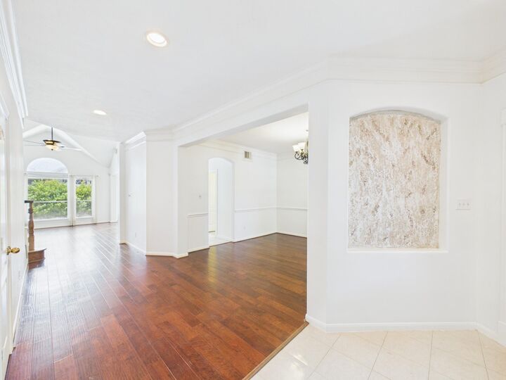 Property Photo:  5407 Lake Place Drive  TX 77041 