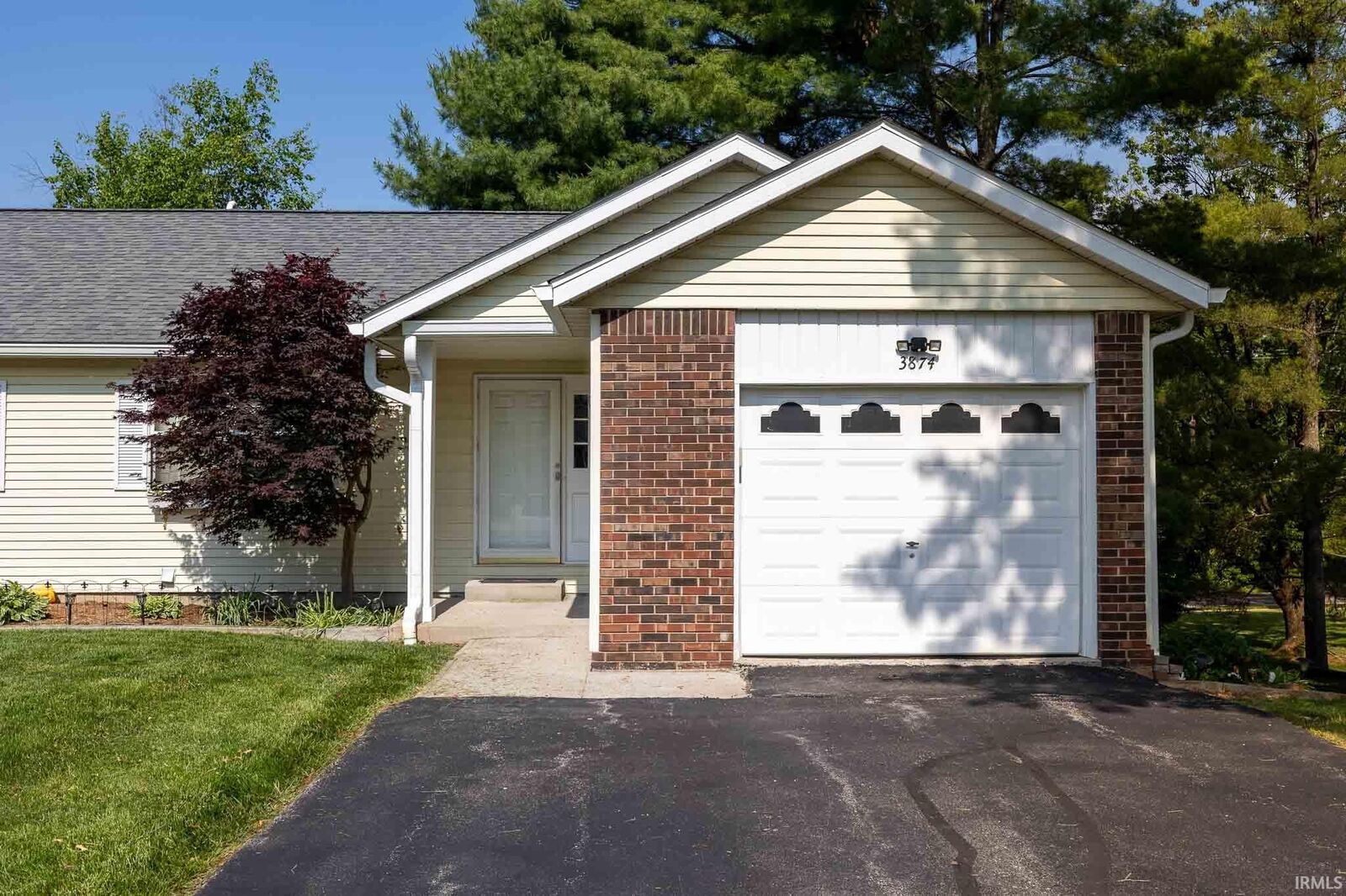 Property Photo: 3874 S Laurel Court IN 47401