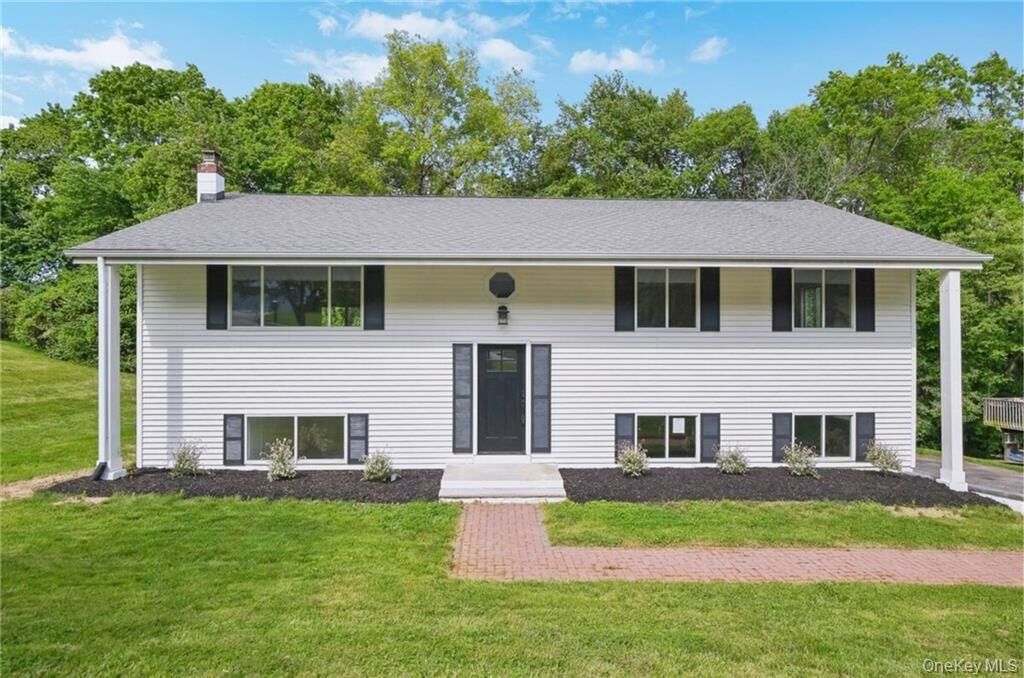 Property Photo: 26 Kendell Drive NY 12590