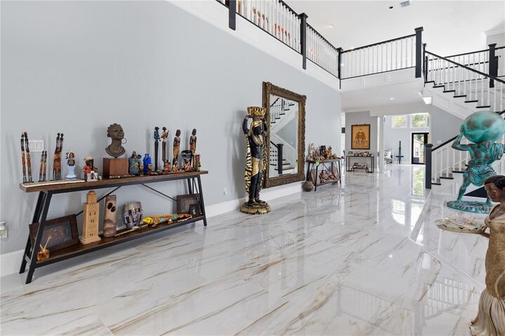 Property Photo:  3017 Oakmont Drive  FL 33761 