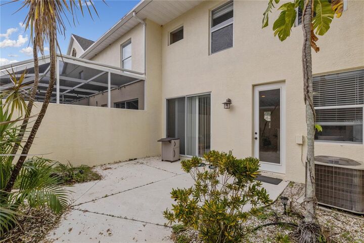 Property Photo:  5650 Simonton Street  FL 34203 