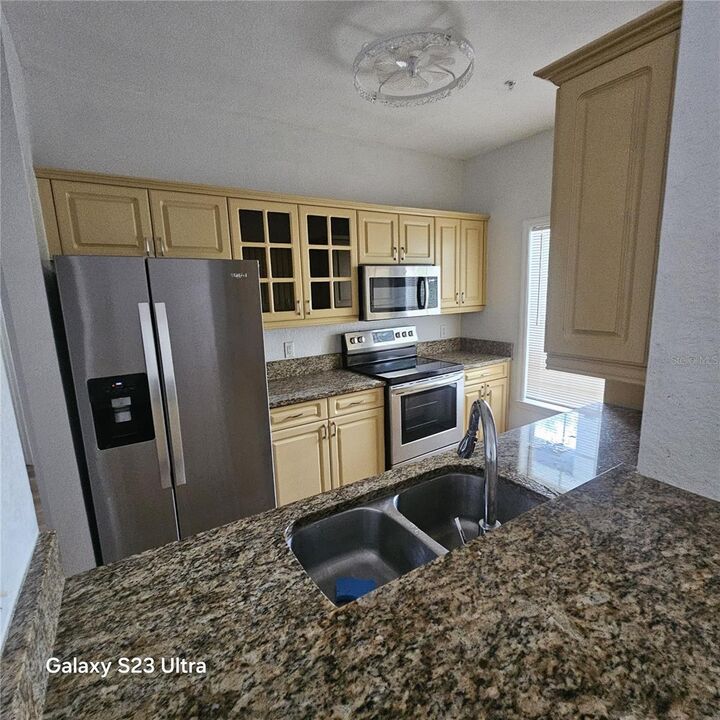 Property Photo:  3561 Conroy Road 220  FL 32839 