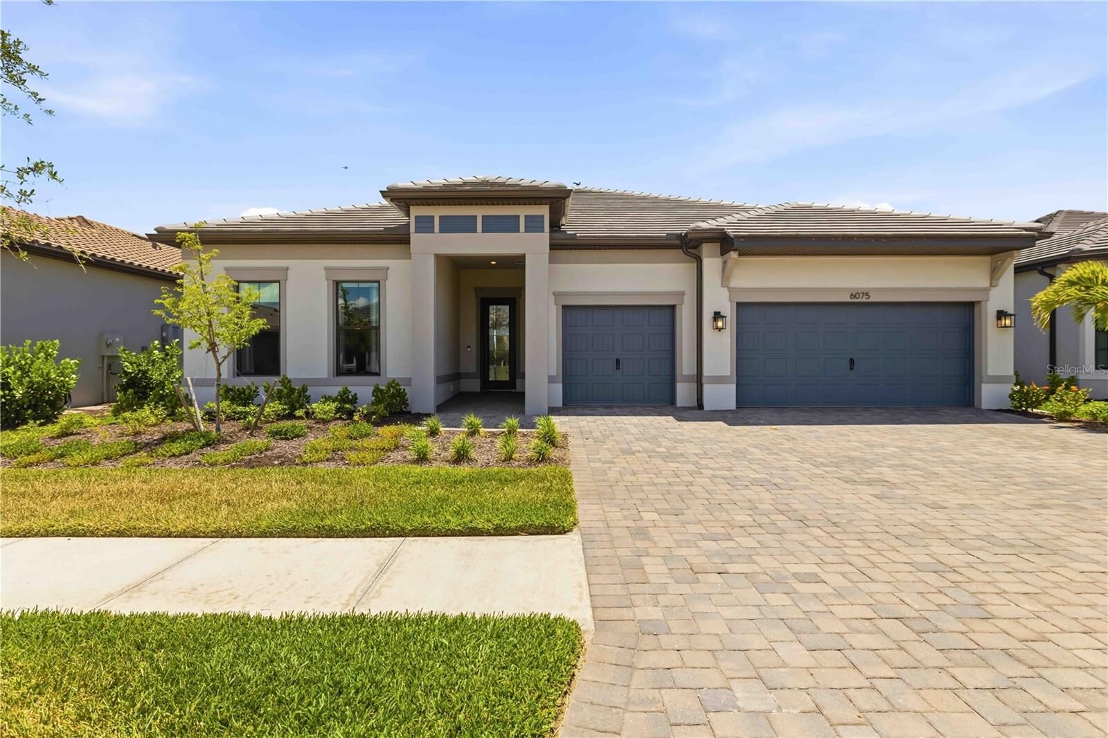 Property Photo:  6075 Sawgrass Lake Court  FL 34275 