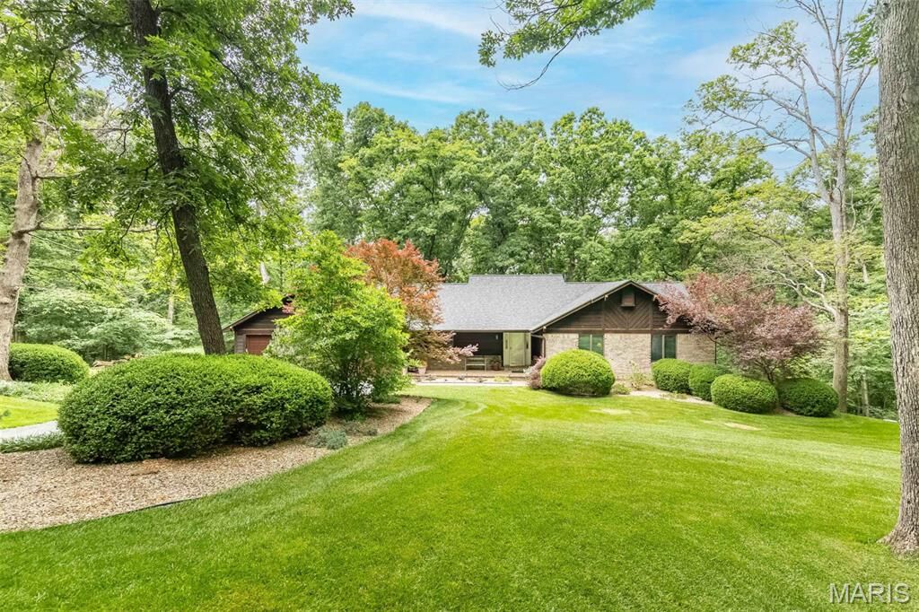Property Photo:  7 Walnut Ridge Court  MO 63341 