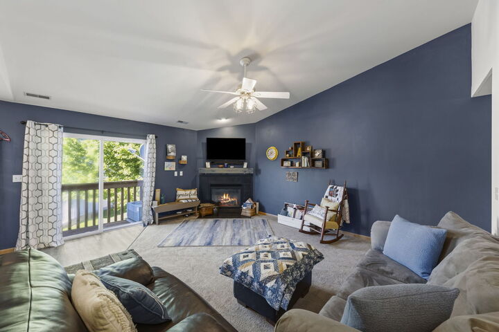 Property Photo:  965 Constance Lane G  IL 60178 