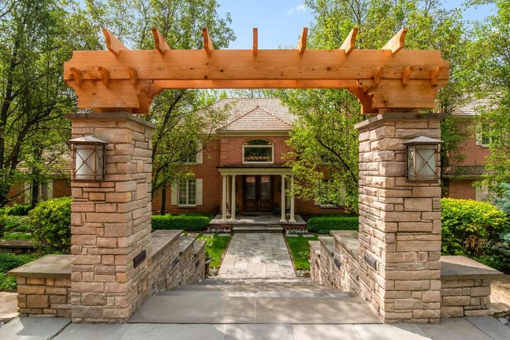 Property Photo:  55 S Wynstone Drive S  IL 60010 