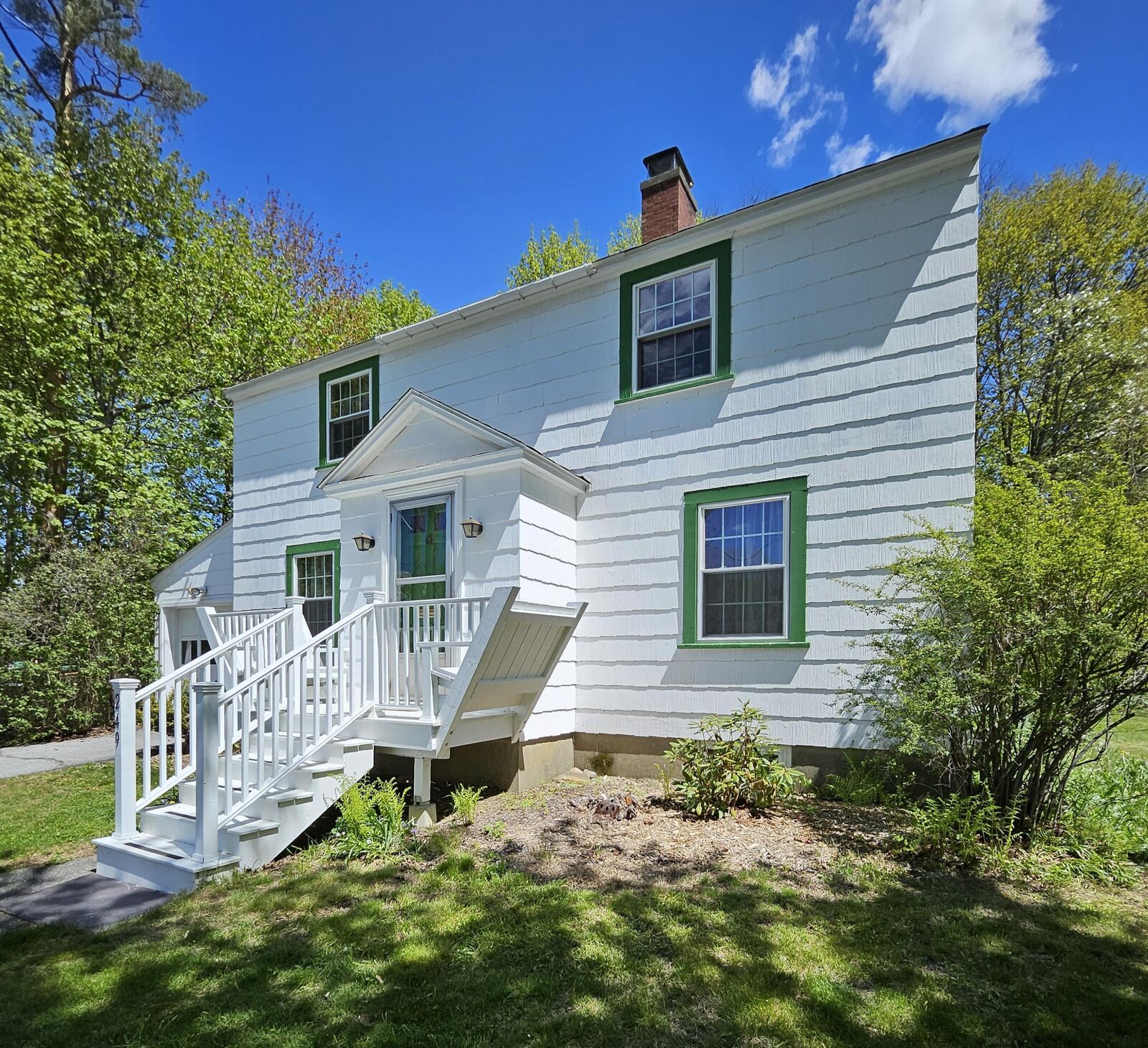 Property Photo:  249 Kenduskeag Avenue  ME 04401 