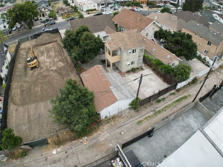 Property Photo:  1229 W 37th Drive  CA 90007 
