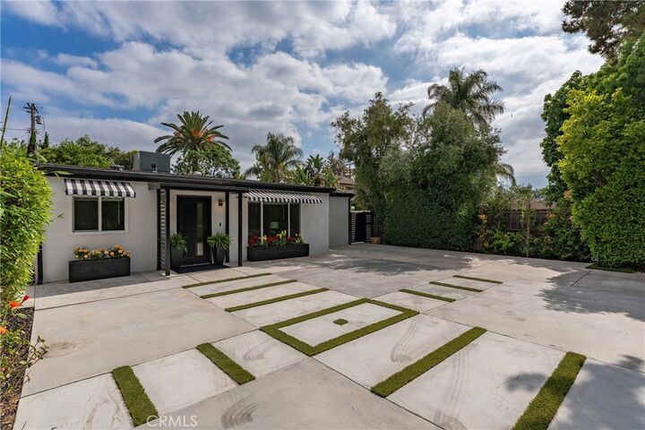 Property Photo:  22432 Burbank  CA 91367 