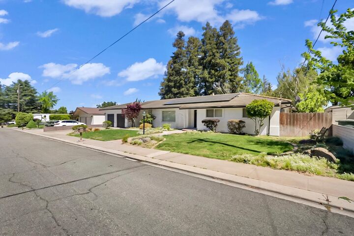 Property Photo: 6908 Arrowwood Drive CA 95367