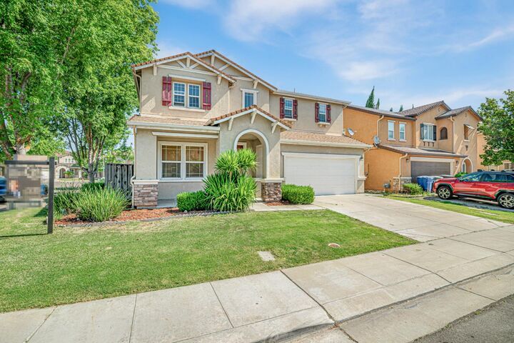 Property Photo:  2201 Driftwood Park Dr  CA 95355 