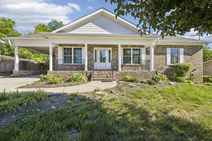 Property Photo:  737 Work Dr  TN 37207 