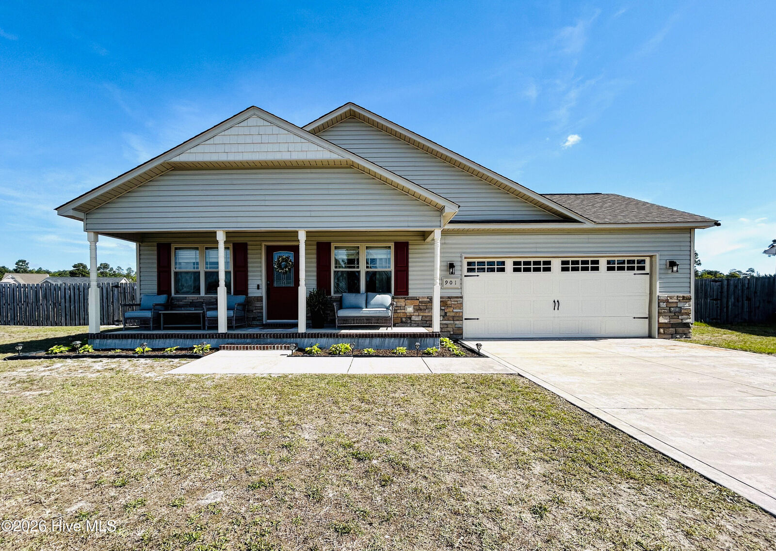 Property Photo:  901 Purvis Court  NC 28574 