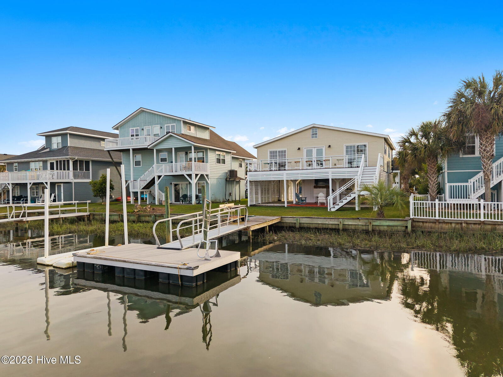 Property Photo: 54 Fairmont Street NC 28469