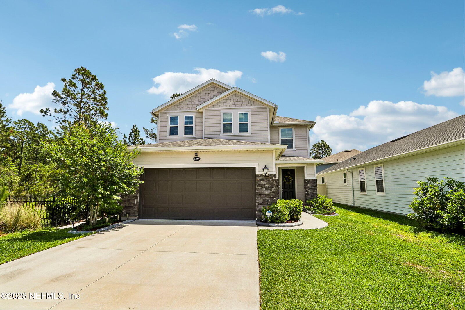 Property Photo:  8053 Guild Way  FL 32222 