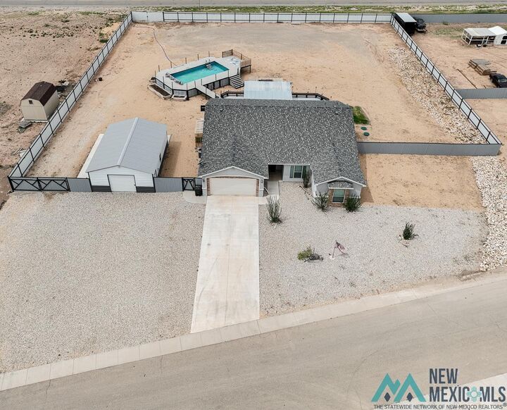 Property Photo: 823 Calamity Jane Drive NM 88220