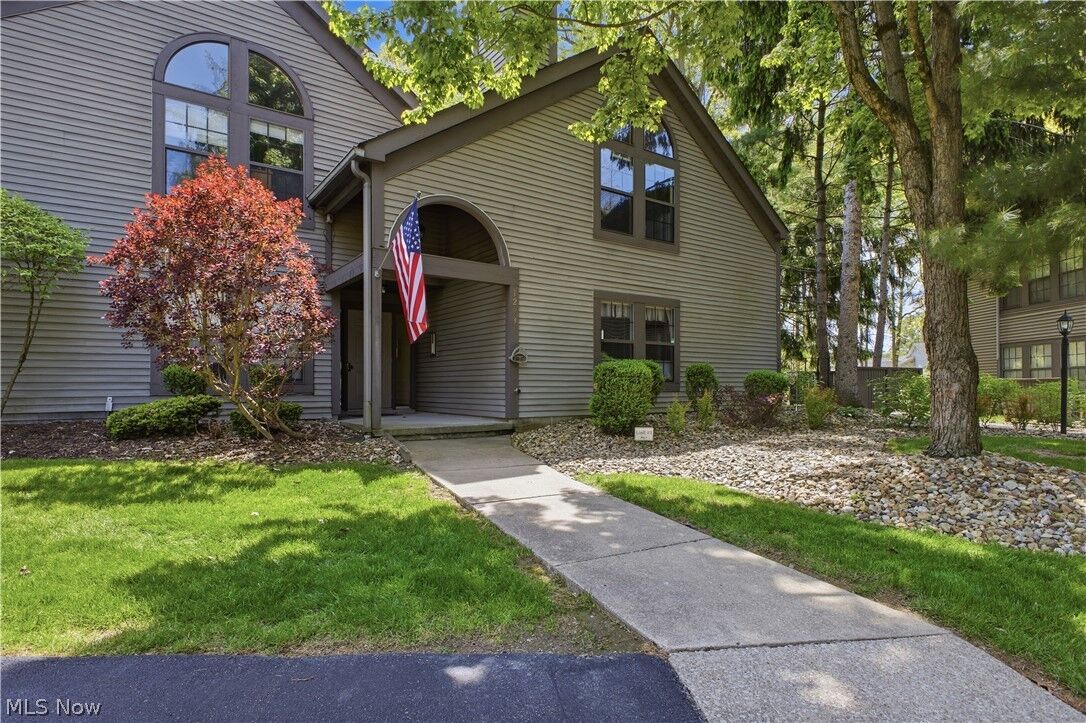 Property Photo:  1293 Red Tail Hawk 5  OH 44512 