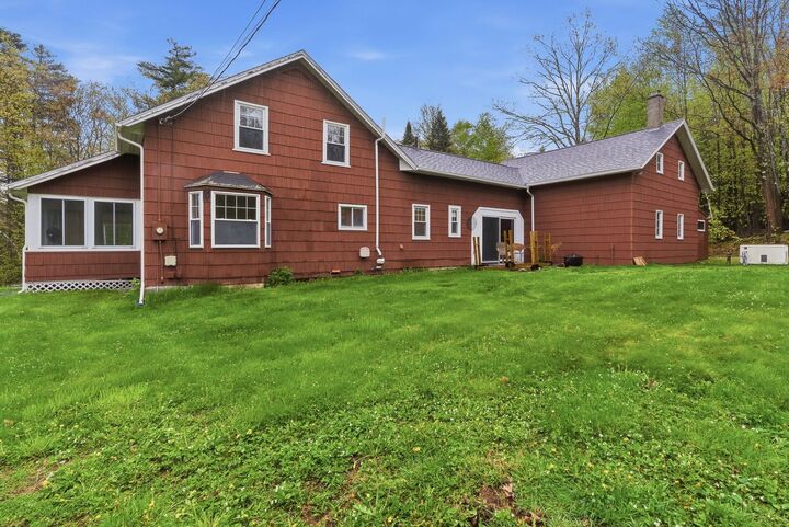 Property Photo:  114 Mansfield Road  NH 03084 