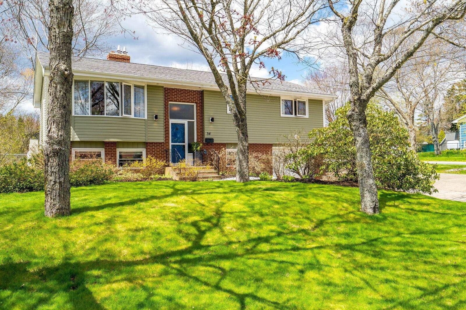 Property Photo:  34 Wildwood Boulevard  NS B2W 2L8 