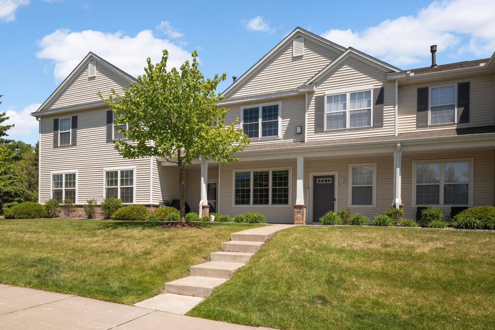 Property Photo: 4859 Boatman Lane 6602 MN 55076