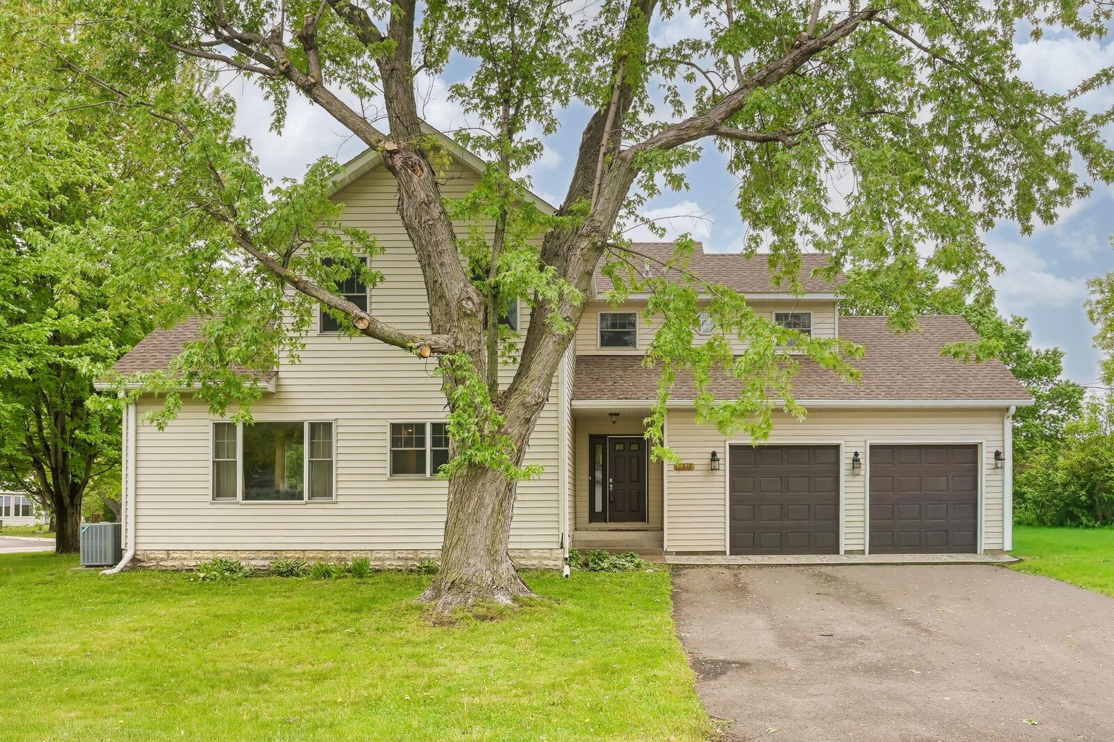 Property Photo:  5510 Bryant Street  MN 55359 