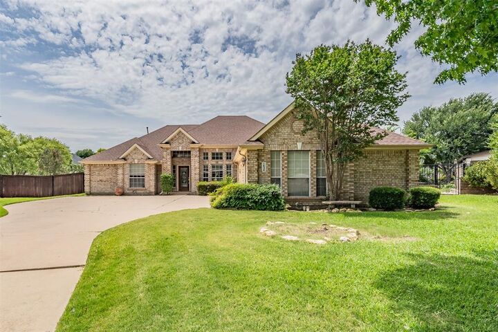 Property Photo:  1534 Spring Lake Drive  TX 76248 