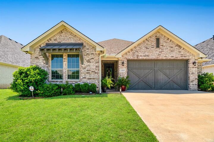 Property Photo:  1040 Cannon Place  TX 75462 