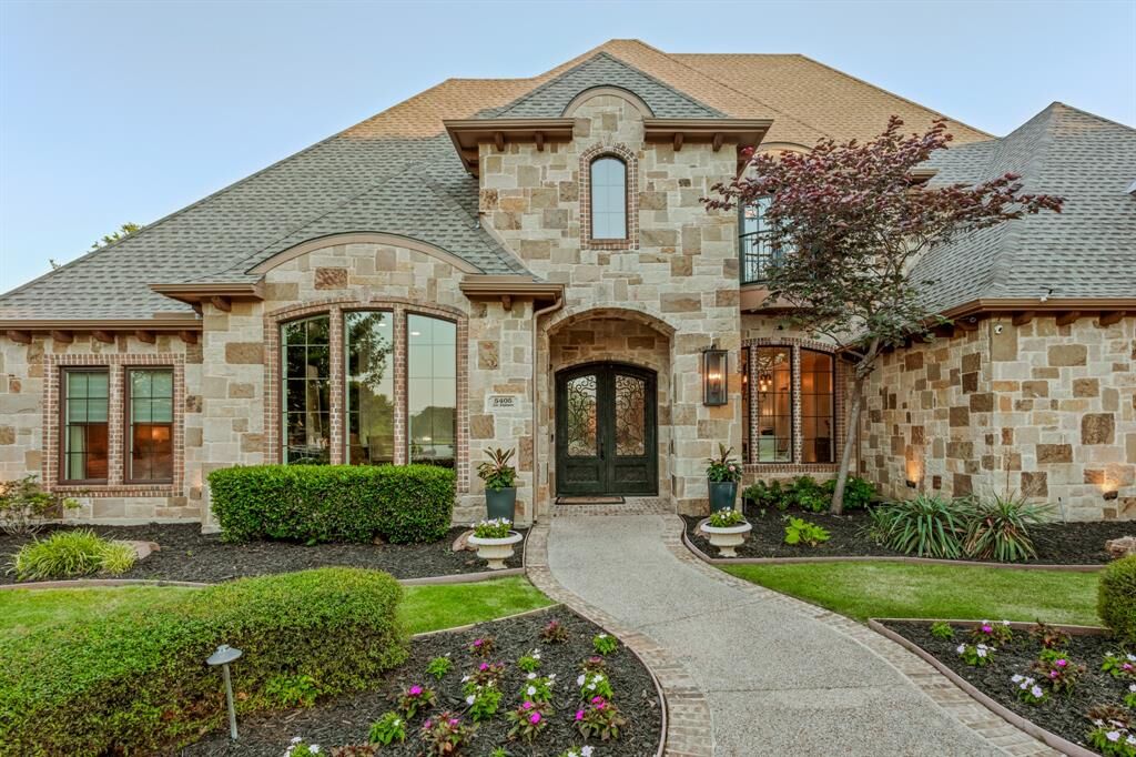 Property Photo: 5405 Lake Windermere Drive TX 75022