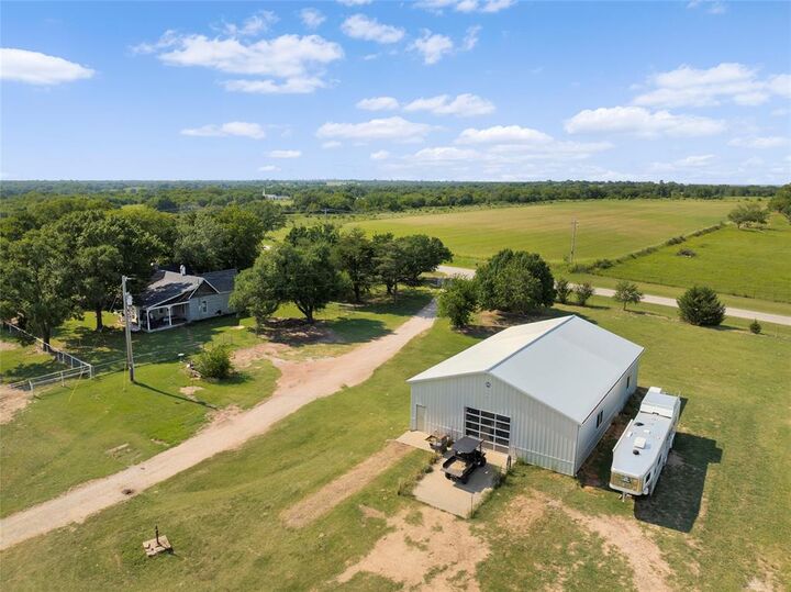 Property Photo:  14570 Box Road  OK 73051 
