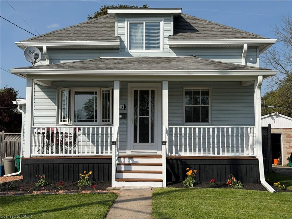 Property Photo:  123 Norfolk Avenue  ON N1R 3V3 