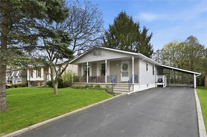 Property Photo: 17 Richardson Drive ON N0A 1N4