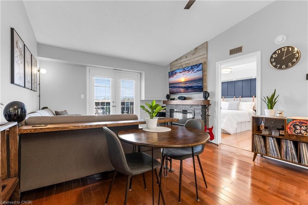 Property Photo:  4005 Kilmer Drive 410  ON L7M 4M2 