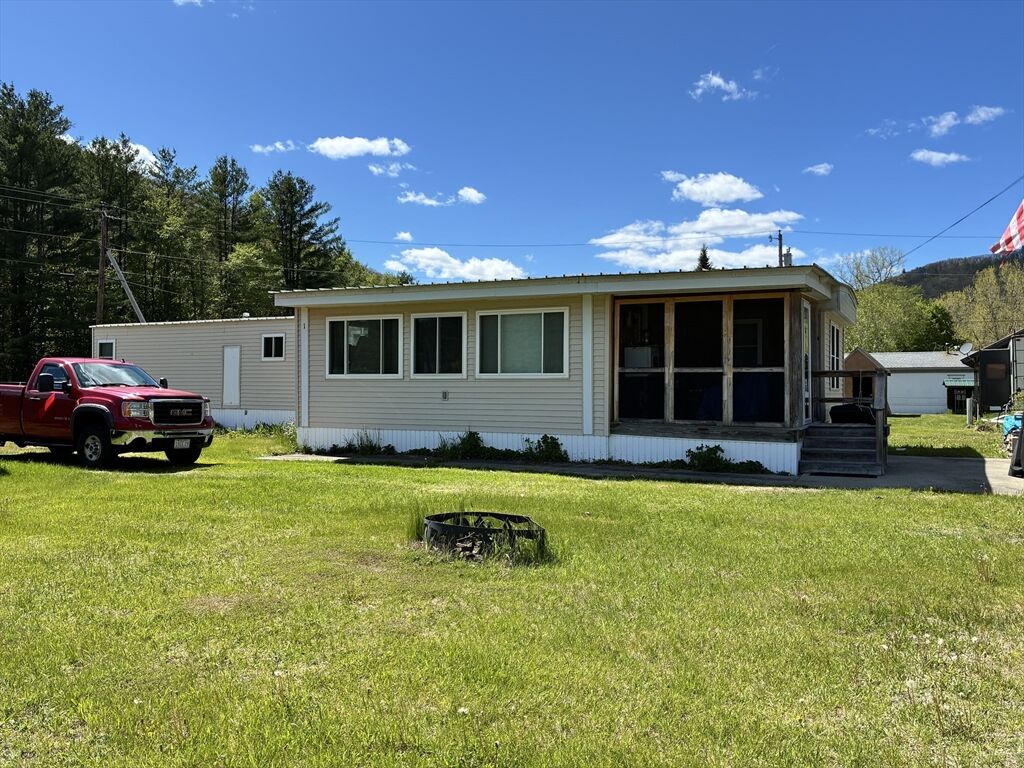 Property Photo:  559 Tea St 1  MA 01339 