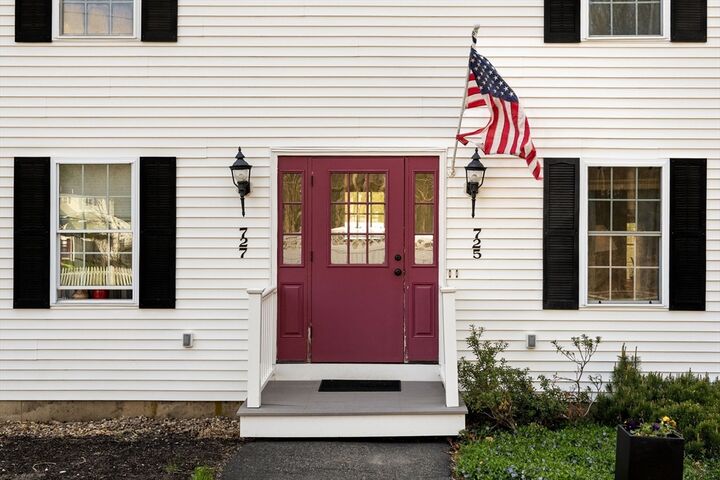 Property Photo:  725 Waverly Rd  MA 01845 