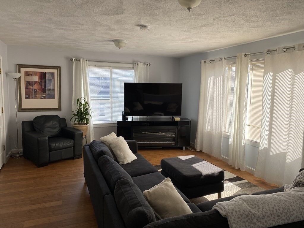 Property Photo:  133 Walnut St 2  MA 02148 