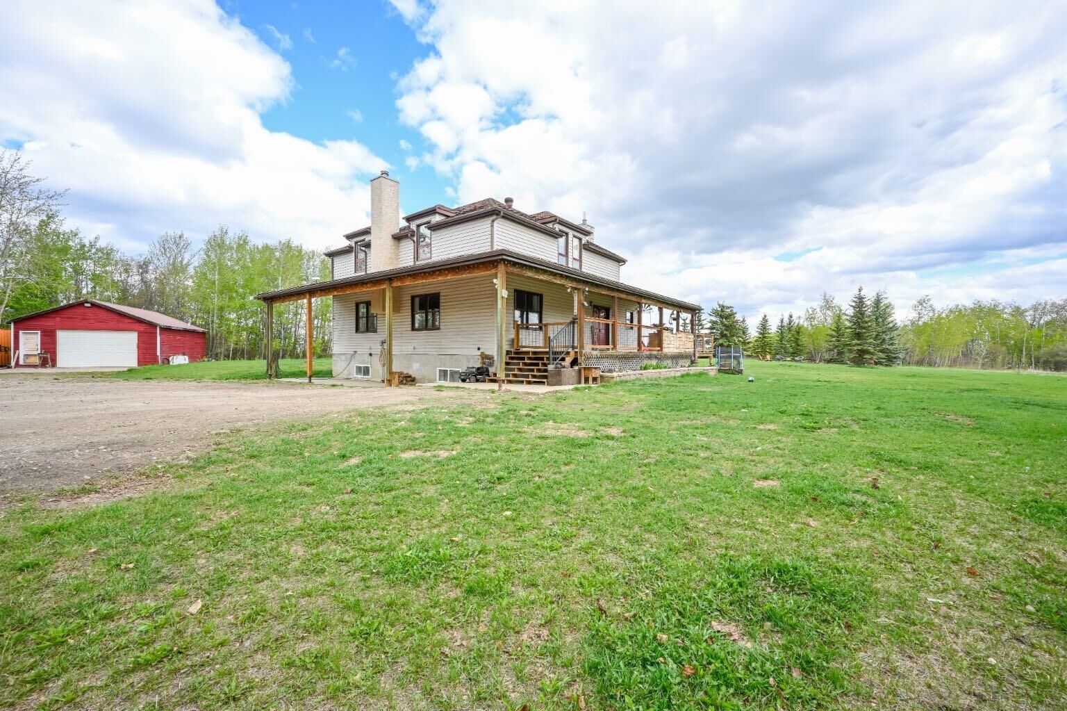 Property Photo: 31050 43 Highway AB T0H 0G0