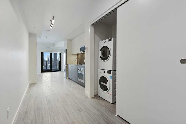 Property Photo:  730 2 Avenue SW 1103  AB T2P 1R8 