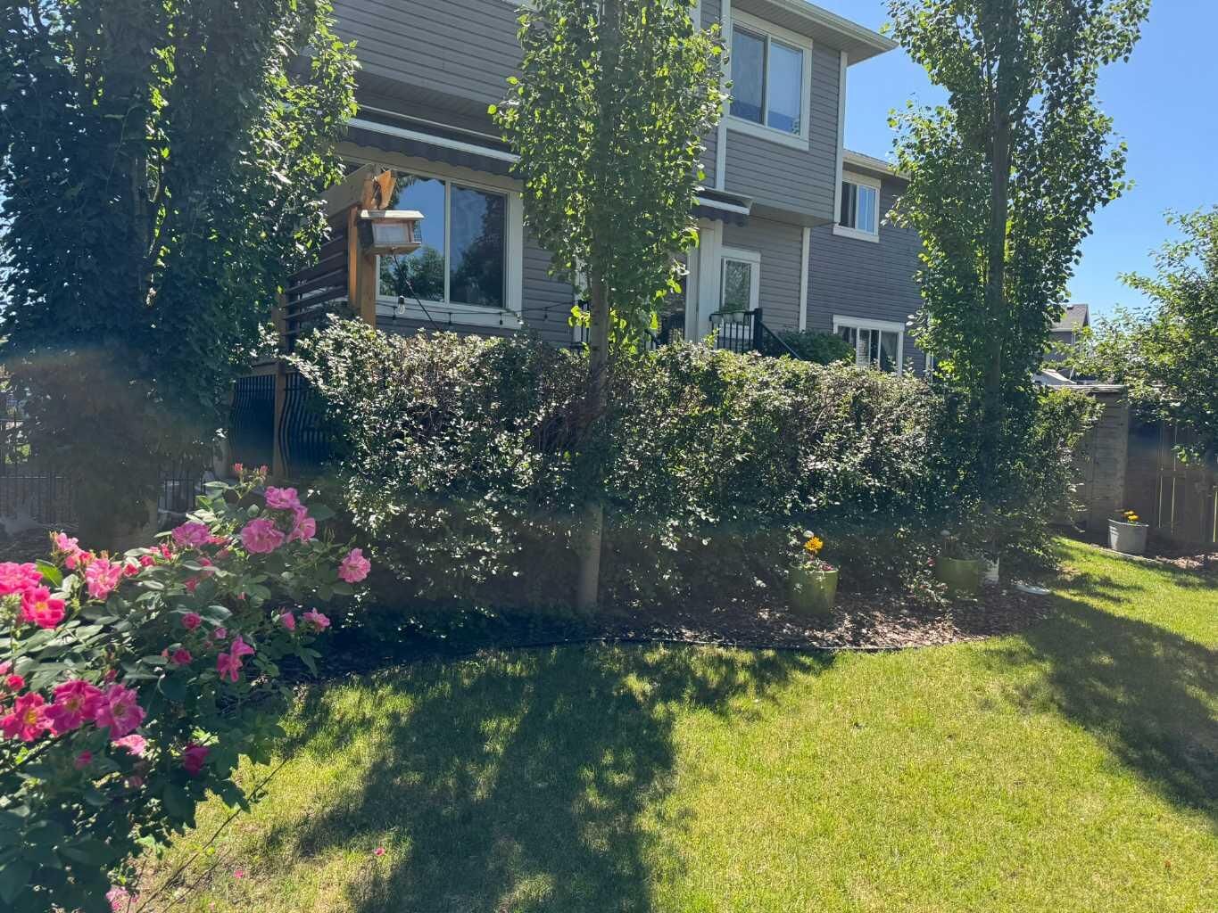 Property Photo:  93 Williamstown Green NW  AB T4B 0S9 