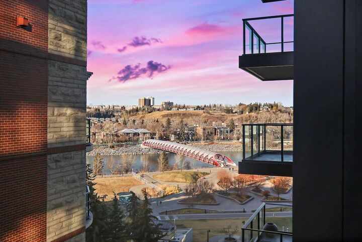 Photo de la propriété:  730 2 Avenue SW 810  AB T2P 1R8 