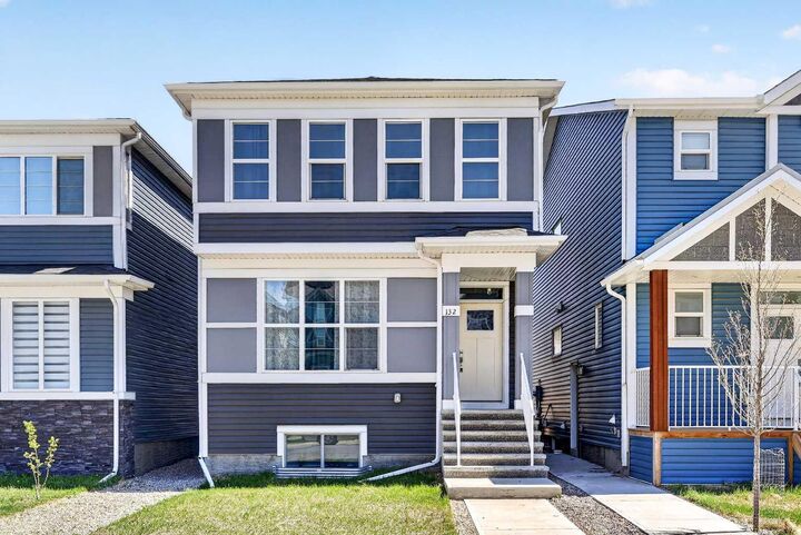Property Photo:  132 Seton Villas SE  AB T3M 3L9 