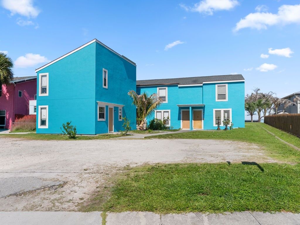 Property Photo:  646 Eldorado Street  FL 34949 