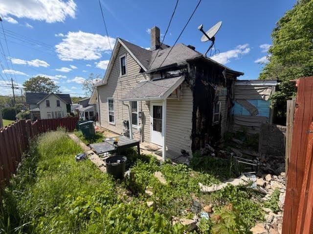 Property Photo:  205 N 5th Street  IN 47374 