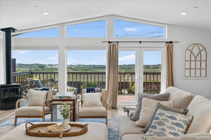 Property Photo:  8506 Laguna Place  CA 95039 