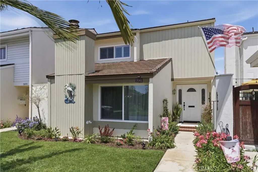 Property Photo:  7061 Island Village  CA 90803 