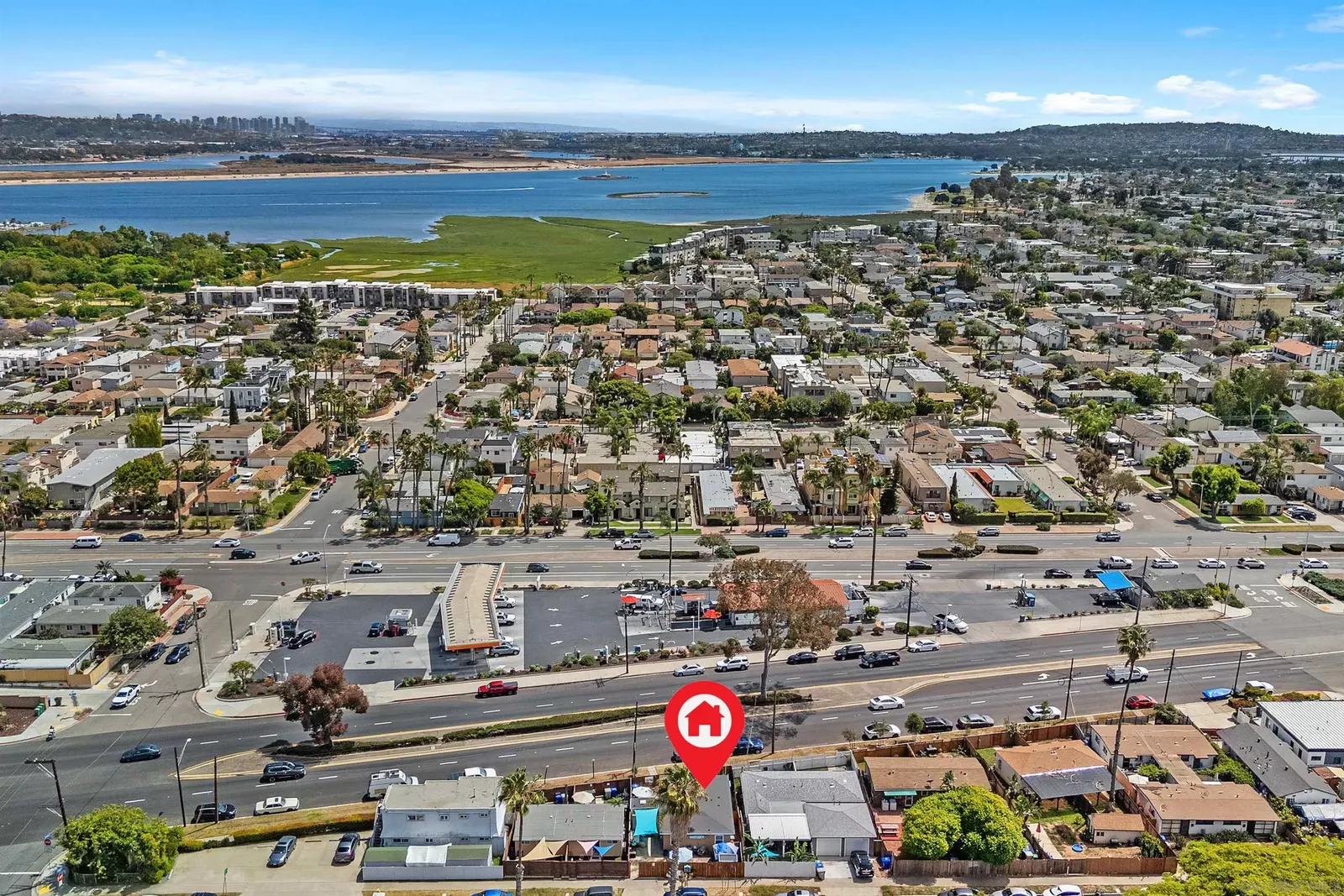 Property Photo:  2050-2052 Balboa Ave  CA 92109 