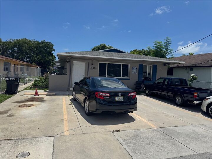 Property Photo: 16031 NE 19th Pl FL 33162