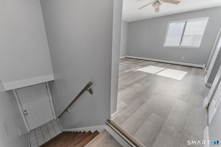 Property Photo:  5-7 Warner St Extension 5B  CT 06114 