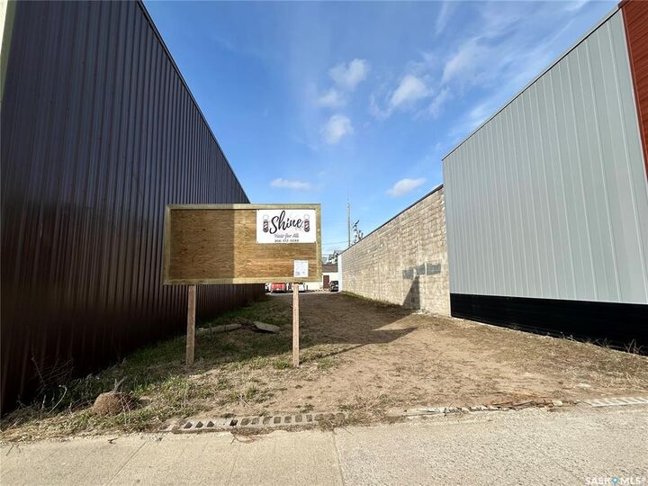 215 Centre Street — photo 1